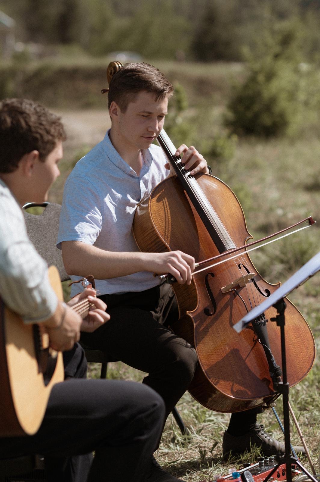 Where the cello plays now